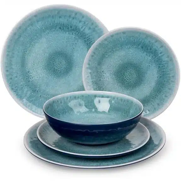 Die 7 besten Essgeschirr-Sets für Camping, um Ihre Mahlzeiten im Freien zu verbessern 2 12-teiliges Melamin-Campinggeschirrset