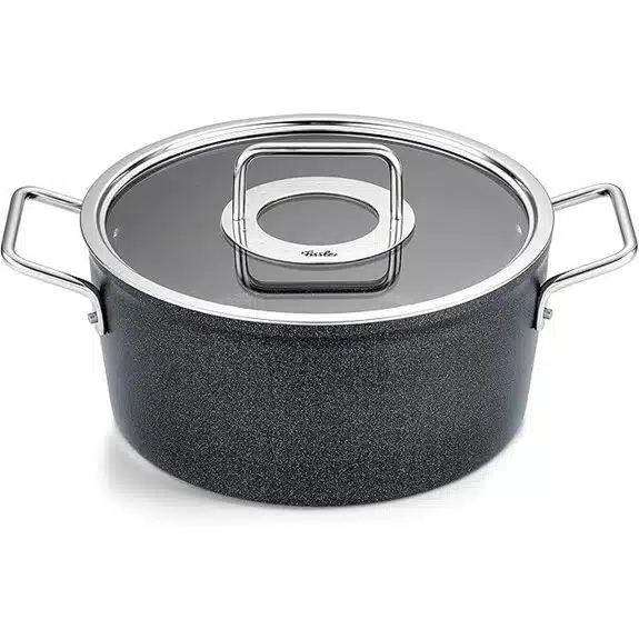 Die 15 besten Kochtöpfe aus Aluminium, die das Kochen schneller und einfacher machen 4 Fissler Adamant 24 cm Antihaft-Aluminium-Topf (4,9 l)