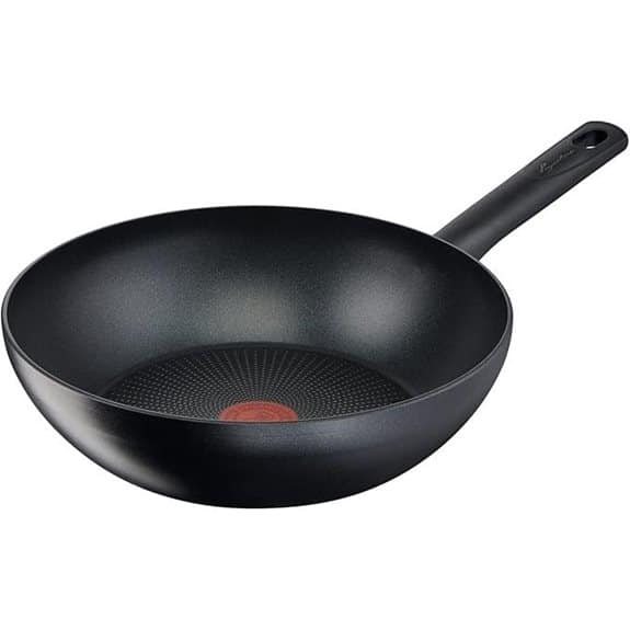 Die 10 besten Woks, mit denen Sie aus Pfannengerichten Gerichte in Restaurantqualität zaubern können 6 Lagostina Rigenera 28 cm grüner Antihaft-Wok aus recyceltem Aluminium