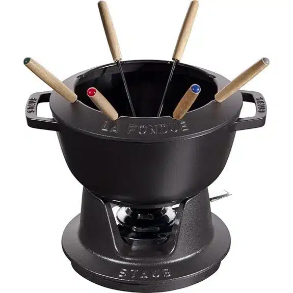 15 Best Fonduetöpfe für Gesellige Abende mit Geschmack 2 Staub Fondue-Set, induktionsgeeignet, Gusseisen, 1 Stück