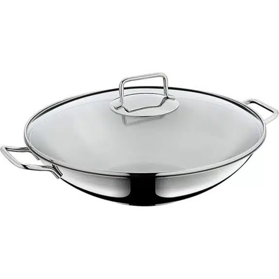 Die 10 besten Woks, mit denen Sie aus Pfannengerichten Gerichte in Restaurantqualität zaubern können 8 WMF Macao 36 cm Induktions-Edelstahl-Wok-Set