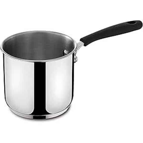 Die 15 besten Milchtöpfe, mit denen das Erhitzen von Milch mühelos und sicher gelingt 12 Lagostina Gioiosa Edelstahl-Milchkännchen Durchmesser 12 cm 1,2 Liter